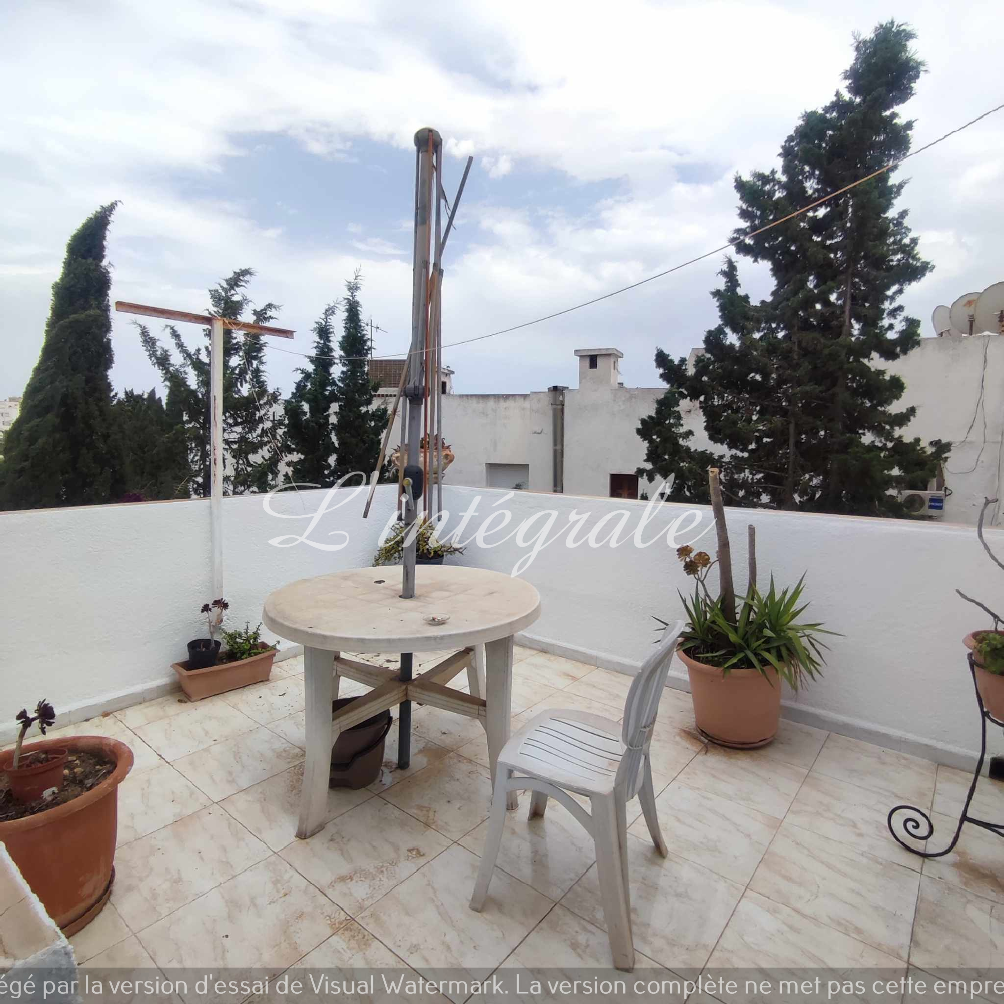 El Menzah El Menzah 9 Location Appart. 3 pices S2 retap avec terrasse