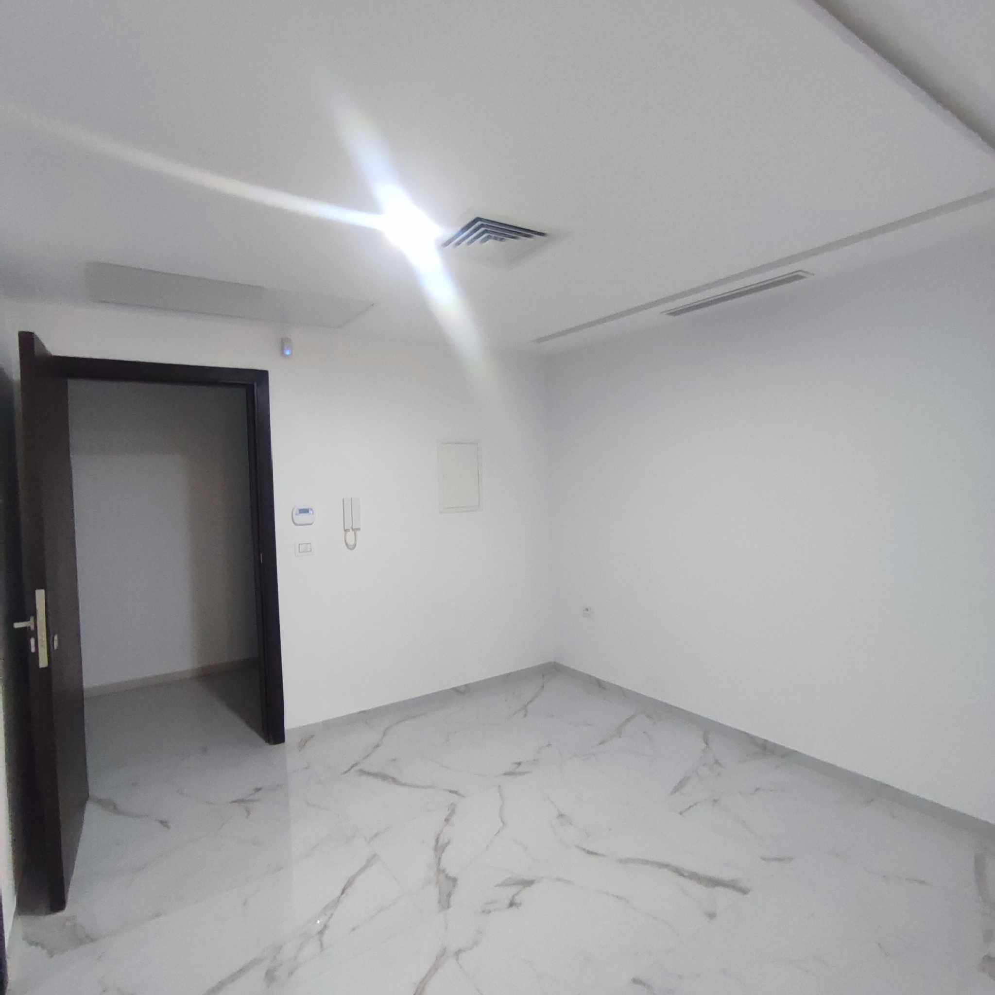 Ariana Ville Cite Ennasr 2 Location Appart. 2 pices Bureau h1 de haut standing