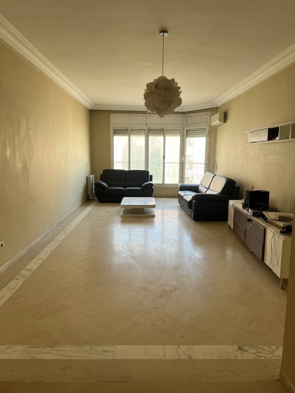 Ariana Ville Cite Ennasr 1 Location Appart. 4 pices S plus 3 cit nasr 1 vide