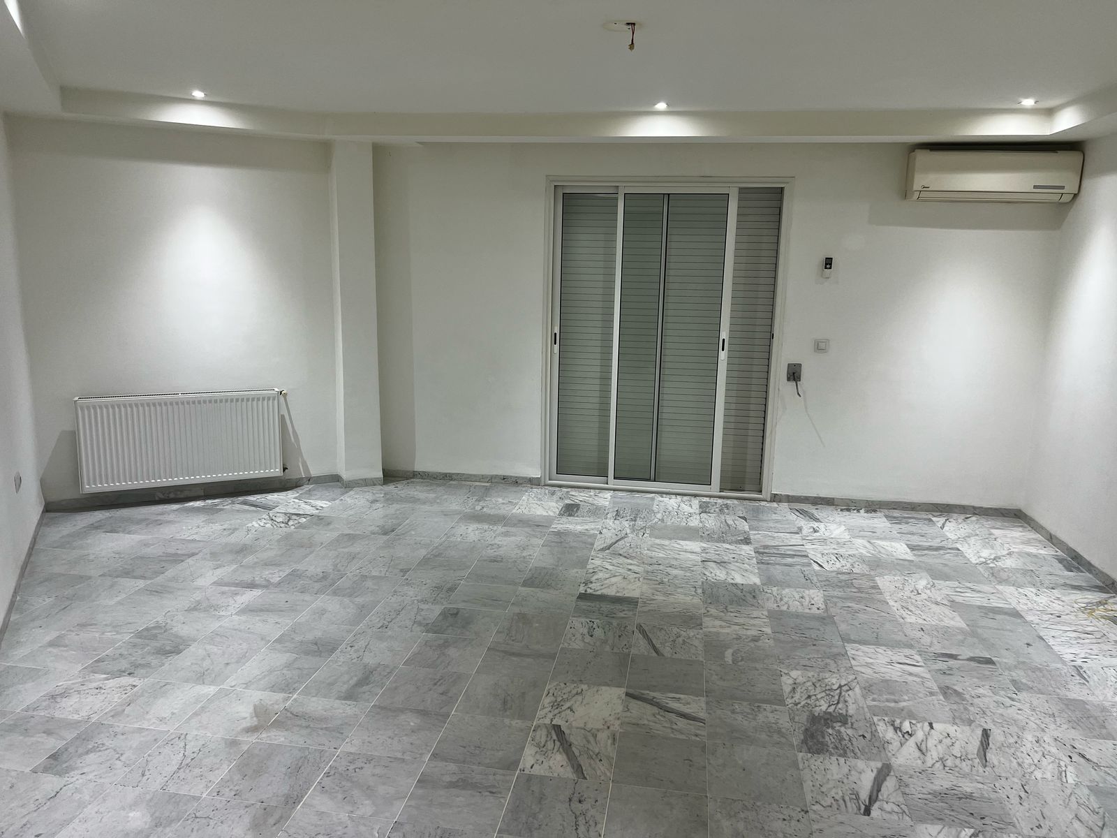 Ariana Ville Riadh Landlous Location Appart. 3 pices Appartement s 2 ht standing riadh landalos