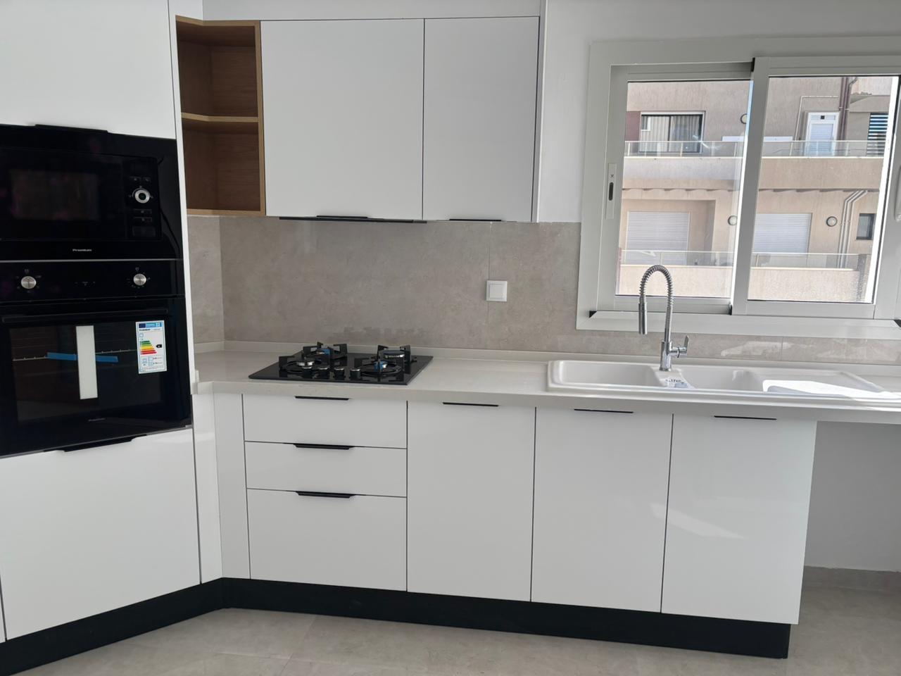 El Menzah El Menzah 9 Location Appart. 3 pices Un appartement s 2 jamais habit menzah 9c