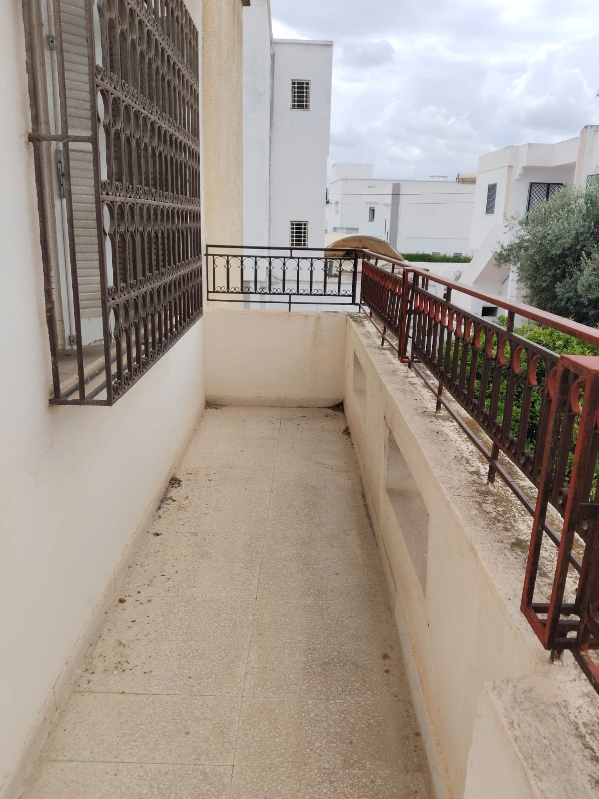 Raoued Cite El Ghazala 1 Vente Maisons Ghazelle vnt d'une villa 578 m2