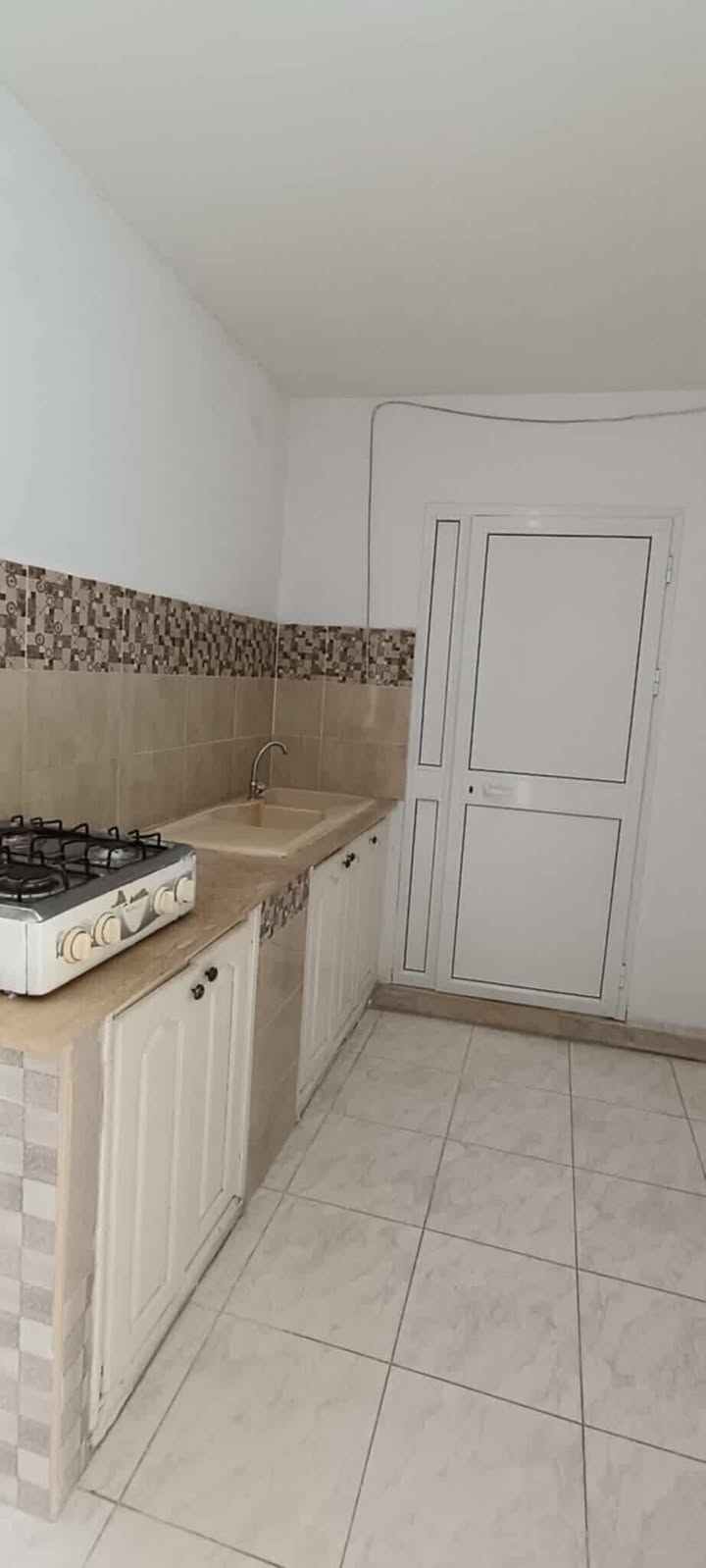 El Mourouj El Mourouj Location Appart. 2 pices Studio trs chic kmar