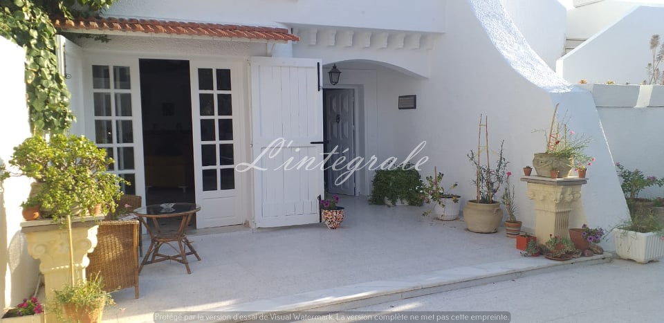 Ariana Ville El Menzah 8 Location Appart. 3 pices Trs coquette maisonnette meubl