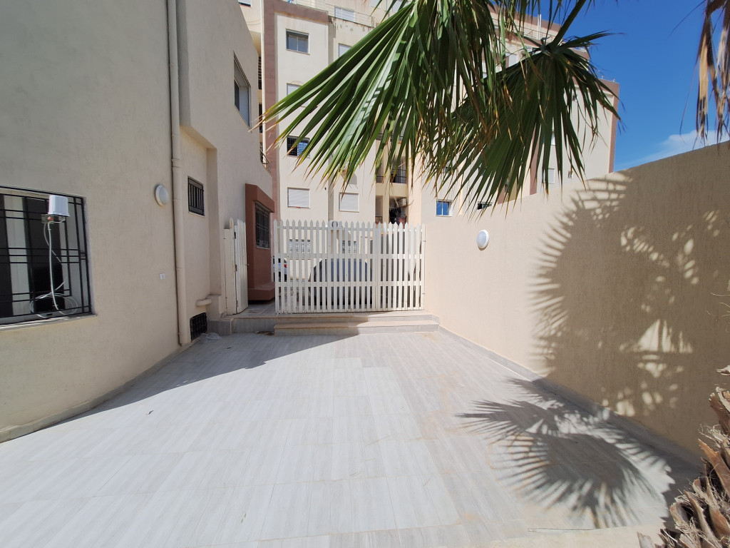 Raoued Cite El Ghazala 1 Vente Appart. 4 pices Triplex unique  el ghazela s4 avec un s1 terrasse