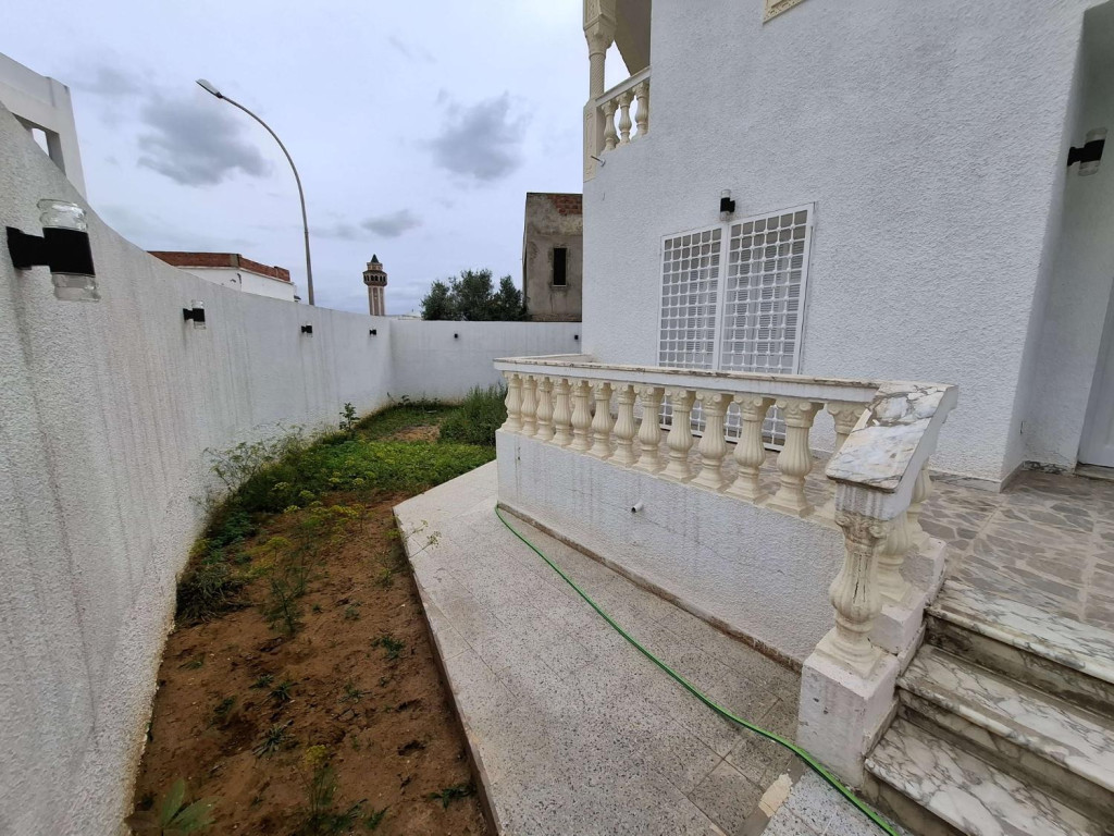 El Mourouj Cite El Mourouj 3 Bis Bureaux & Commerces Bureau Villa bureautique  mourouj 1