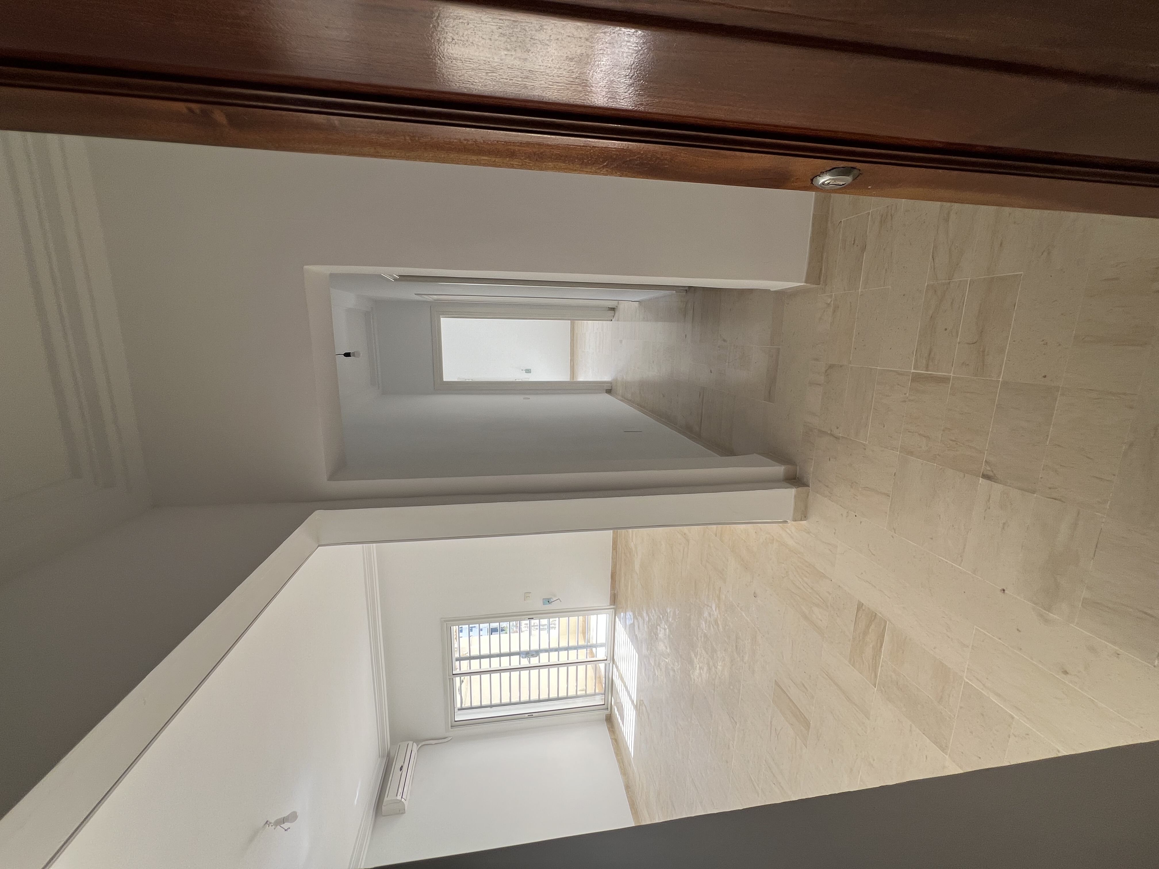 Cite El Khadra Zone urbaine nord Vente Appart. 3 pices Appartement s2 au rdc