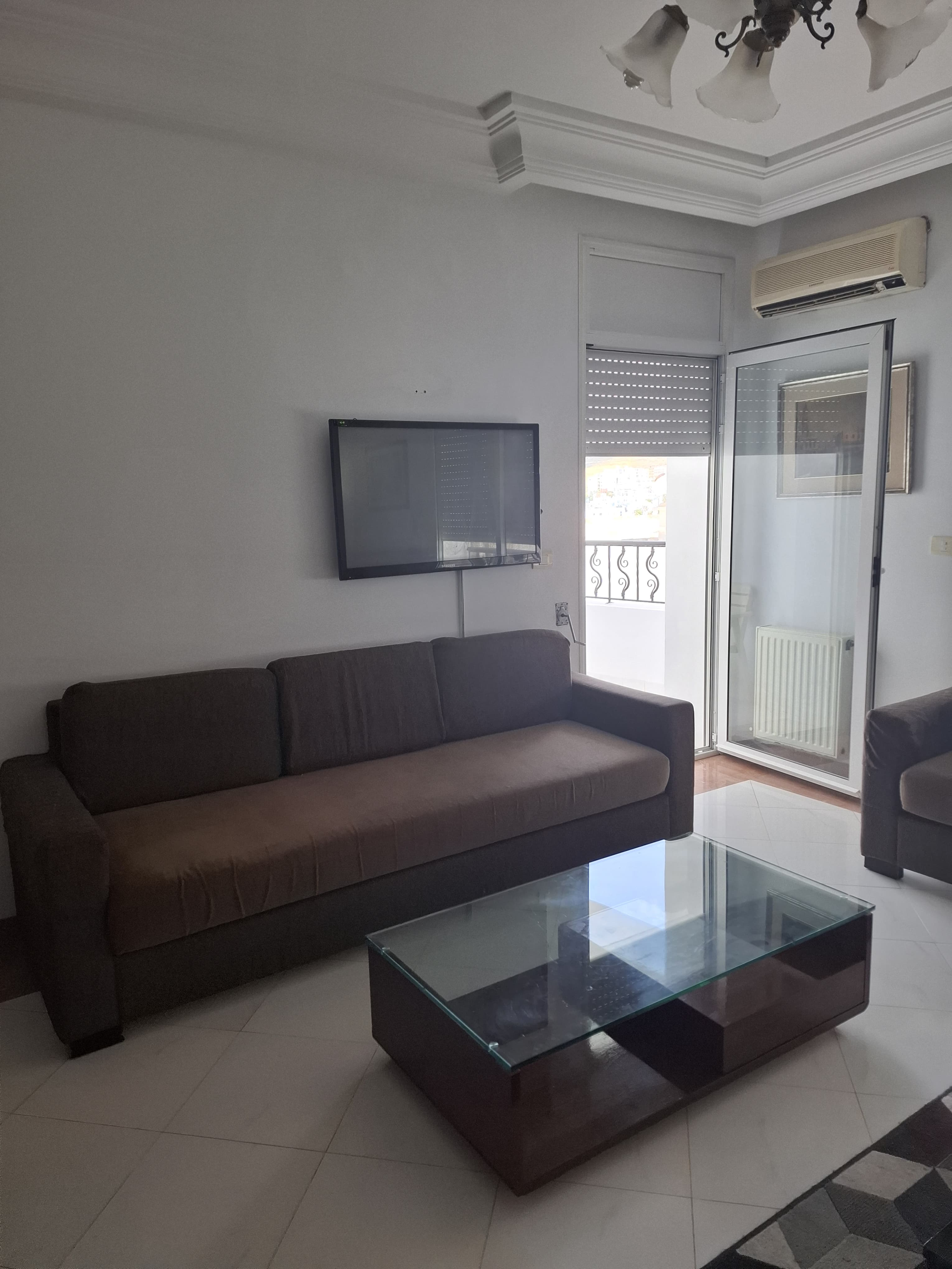 Ariana Ville Cite Ennasr 2 Location Appart. 3 pices Appartement lux meublee 3 pices