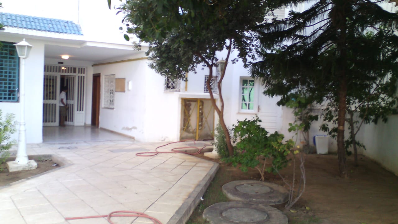 Ariana Ville Cite Ennasr 2 Location Appart. 2 pices Un coquet s plus 1 derrire kiosque total ennasr