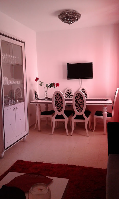 Ariana Ville El Menzah 7 Salon - Salle  manger  Salle  manger A v salle a manger