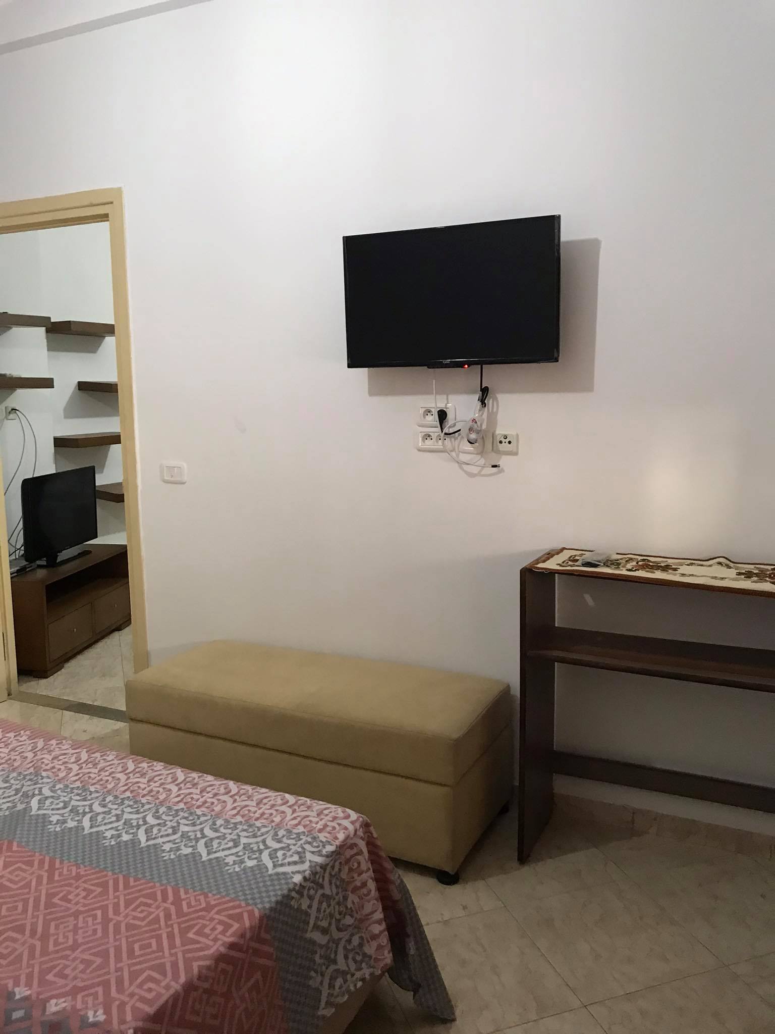 Bab Bhar Hedi Chaker Location Appart. 2 pices S1 meuble a  lafayete
