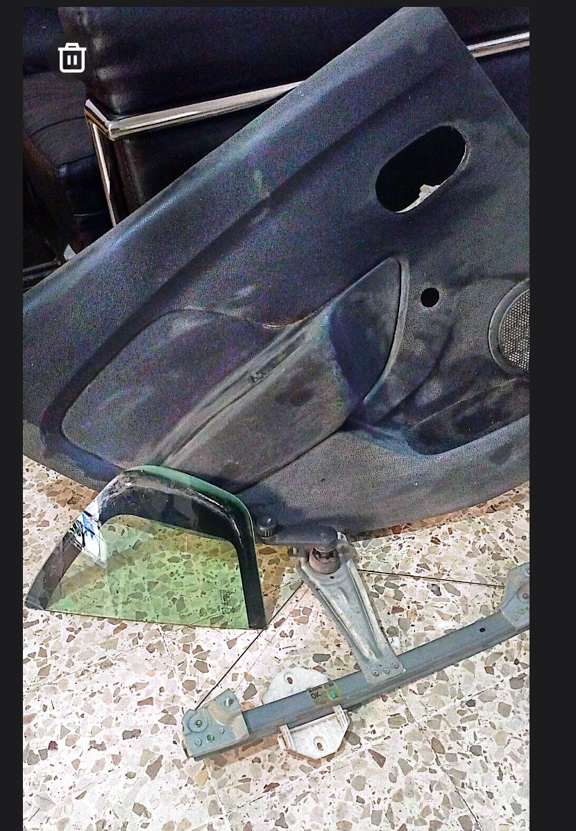 El Mourouj Cite Azza 1 Pices Dtaches Autres Pices Auto Pice porte gauche arrire symbol 2