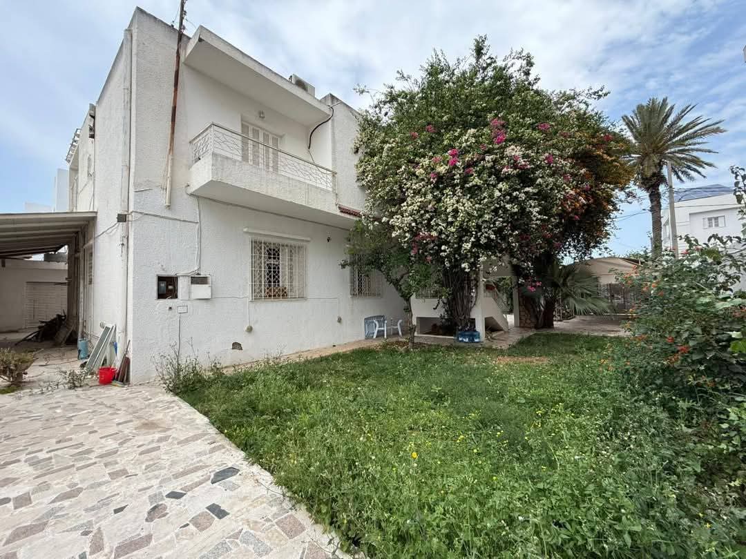 Ariana Ville El Menzah 5 Vente Maisons Villa a usage commercial  menzah 5