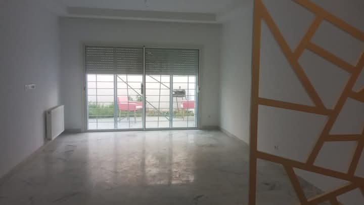 La Soukra La Soukra Location Appart. 3 pices S2 avec jardin soukra
