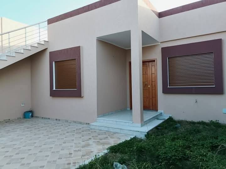 El Haouaria Cite Touristique Vente Appart. 3 pices Une maison a la plage elhaouaria