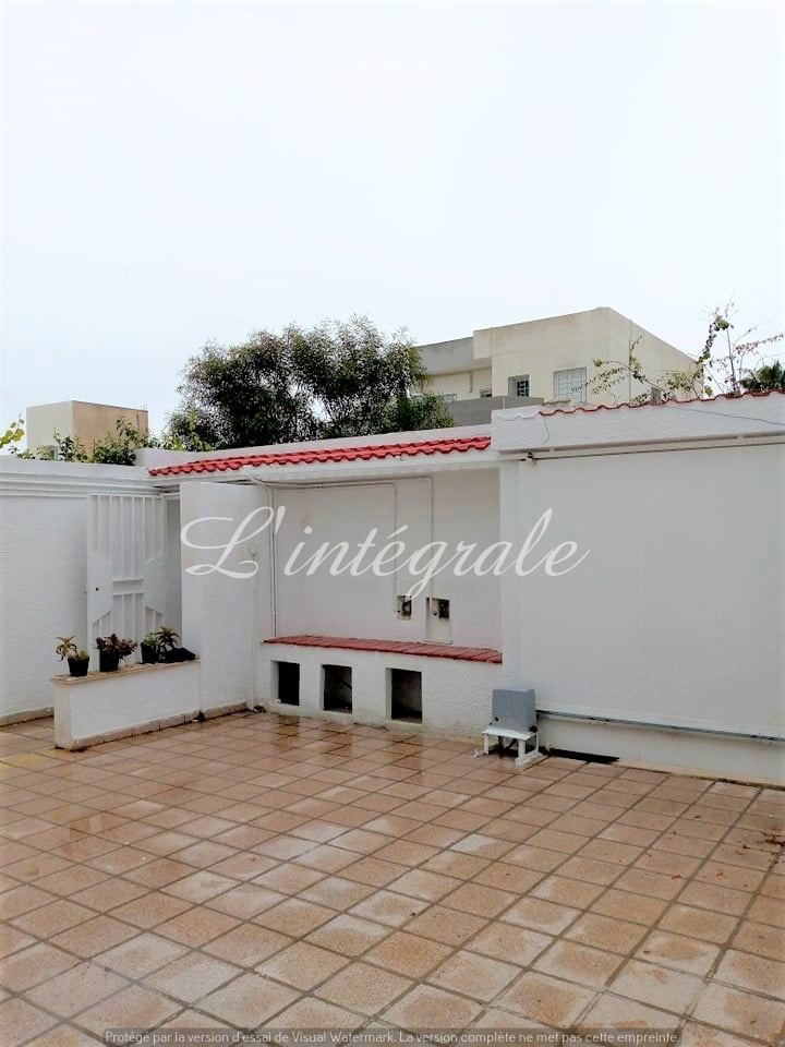 Ariana Ville Cite Ennasr 2 Location Appart. 3 pices Maisonnette s2 avec garage