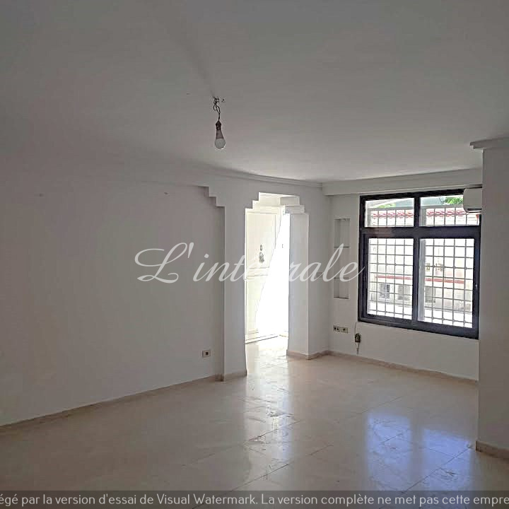 Ariana Ville Cite Ennasr 2 Location Appart. 3 pices Maisonnette s2 avec garage