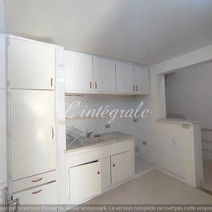 Ariana Ville Cite Ennasr 2 Location Appart. 3 pices Maisonnette s2 avec garage