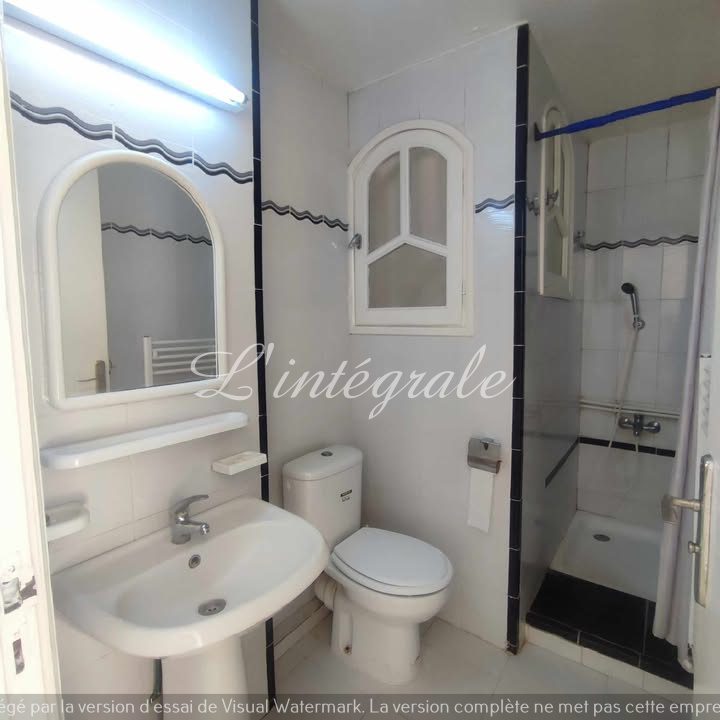 Ariana Ville Cite Ennasr 2 Location Appart. 3 pices Maisonnette s2 avec garage