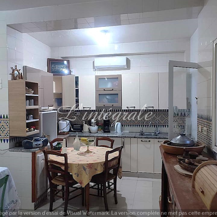 Ariana Ville El Menzah 6 Location Maisons Grand rez de chausse s4 vide