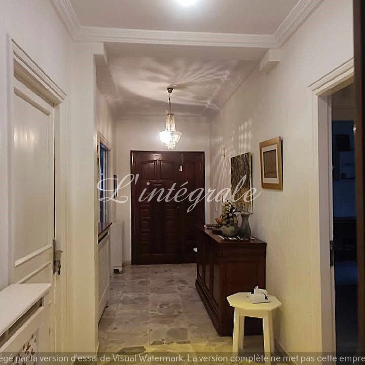 Ariana Ville El Menzah 6 Location Maisons Grand rez de chausse s4 vide
