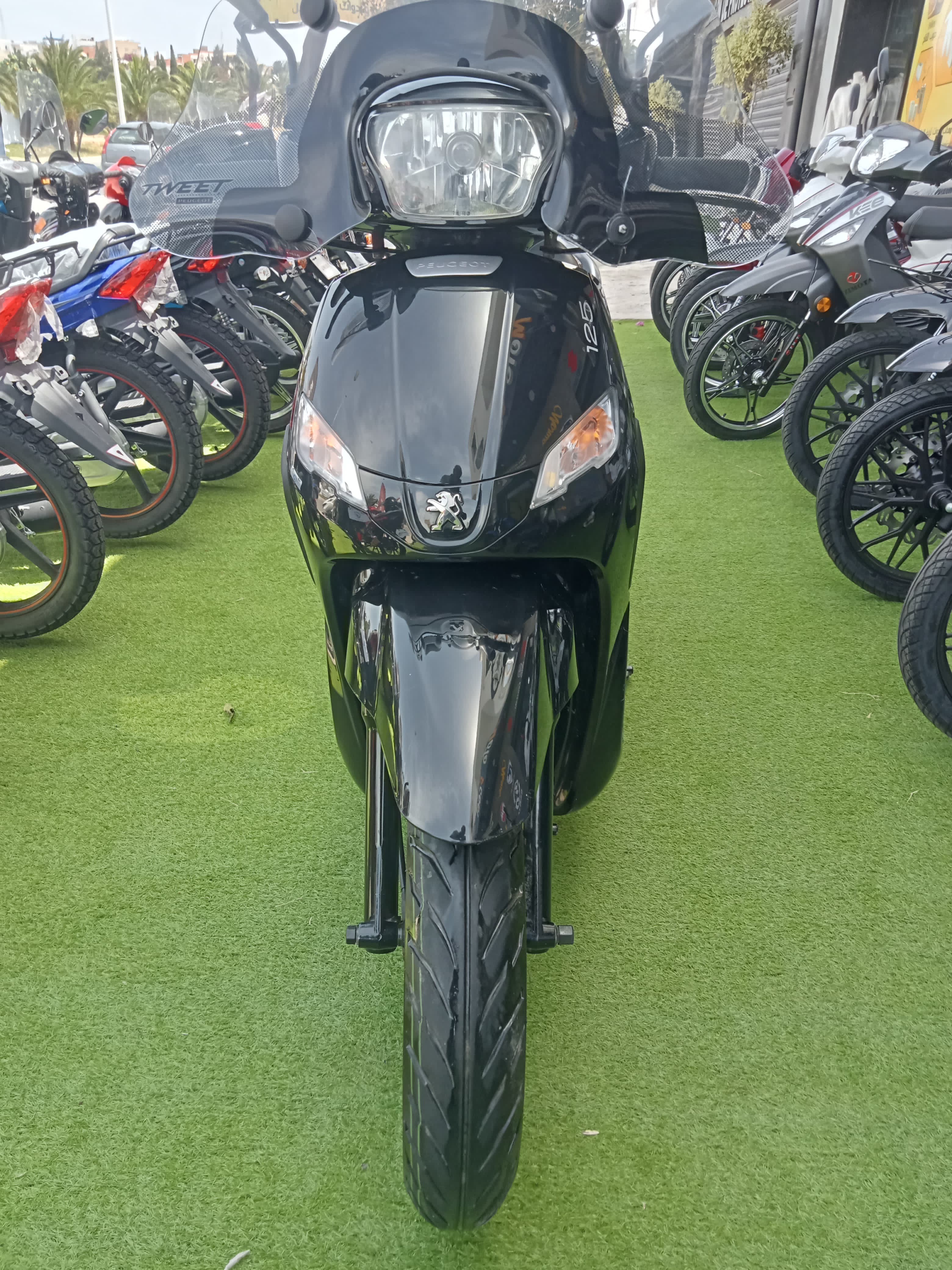 Hammamet Zone Hoteliere Peugeot Peugeot Peugeot tweet 125 cc