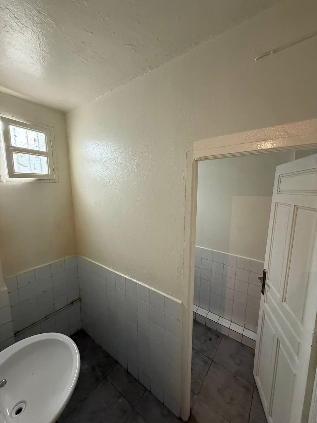Bab Bhar Montplaisir Bureaux & Commerces Bureau Villa h6 usage bureautique 5700d