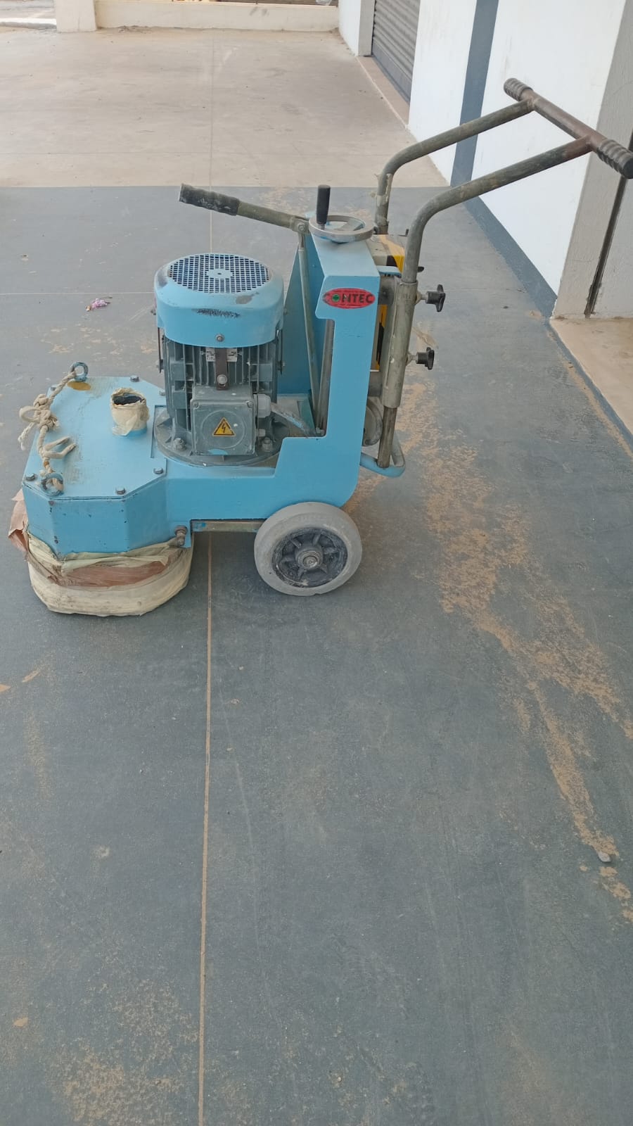Hammam Sousse Hammam Sousse Gharbi Autre Autre Ponceuse  rectifieuse
