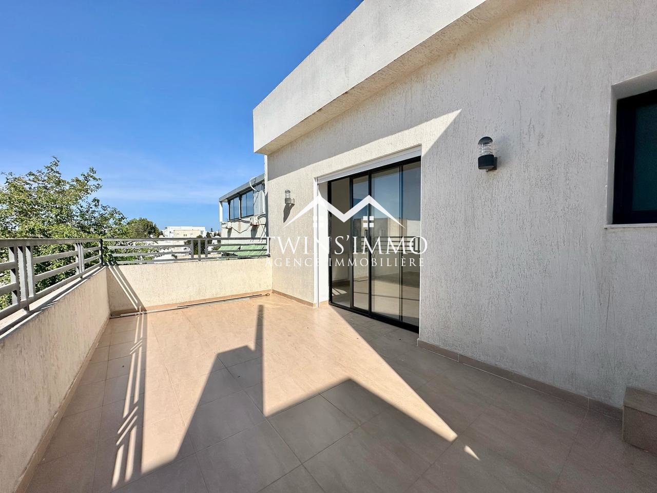 La Marsa Cite El Ahmadi Location Appart. 3 pices Appartement s3  la marsa ville