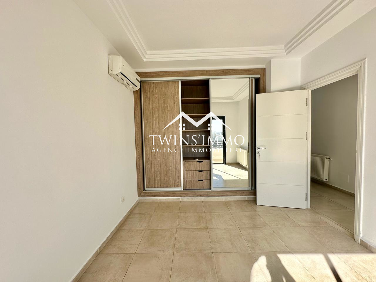 La Marsa Cite El Ahmadi Location Appart. 3 pices Appartement s3  la marsa ville