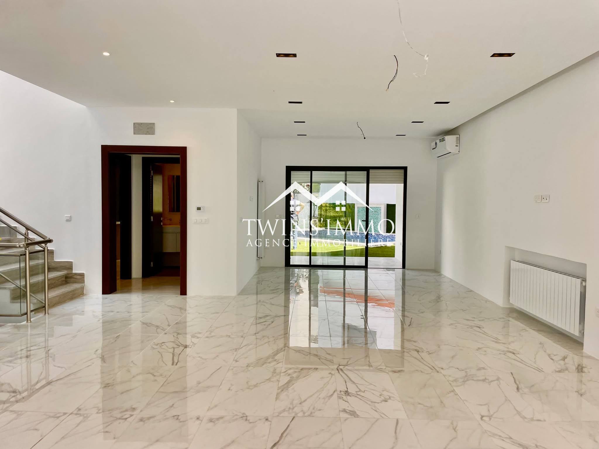 La Marsa Berge Du Lac Location Duplex Triplex s4 neuf aux berges du lac 2