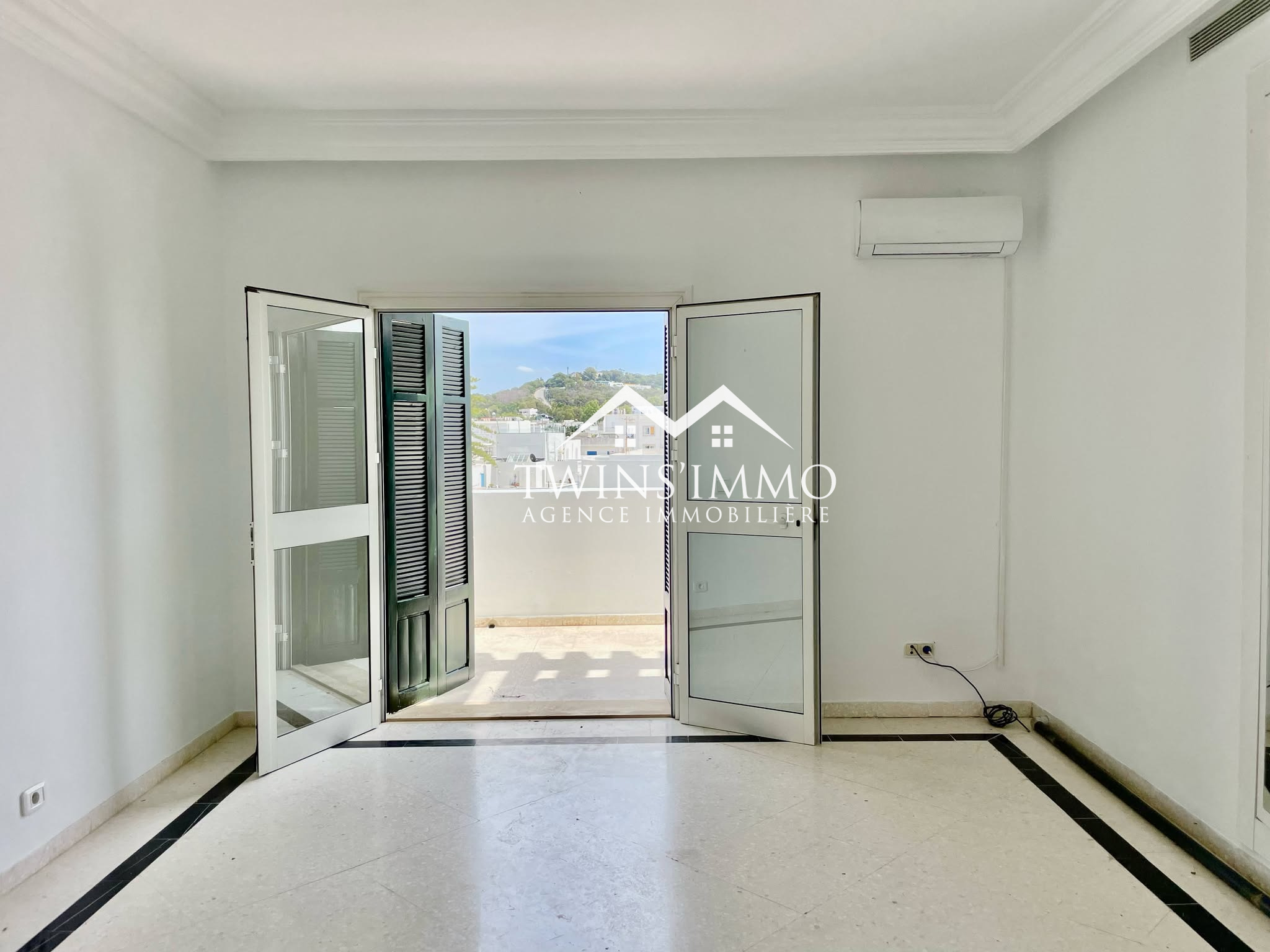 La Marsa Marsa Ennassim Location Duplex Duplex s3  la marsa plage