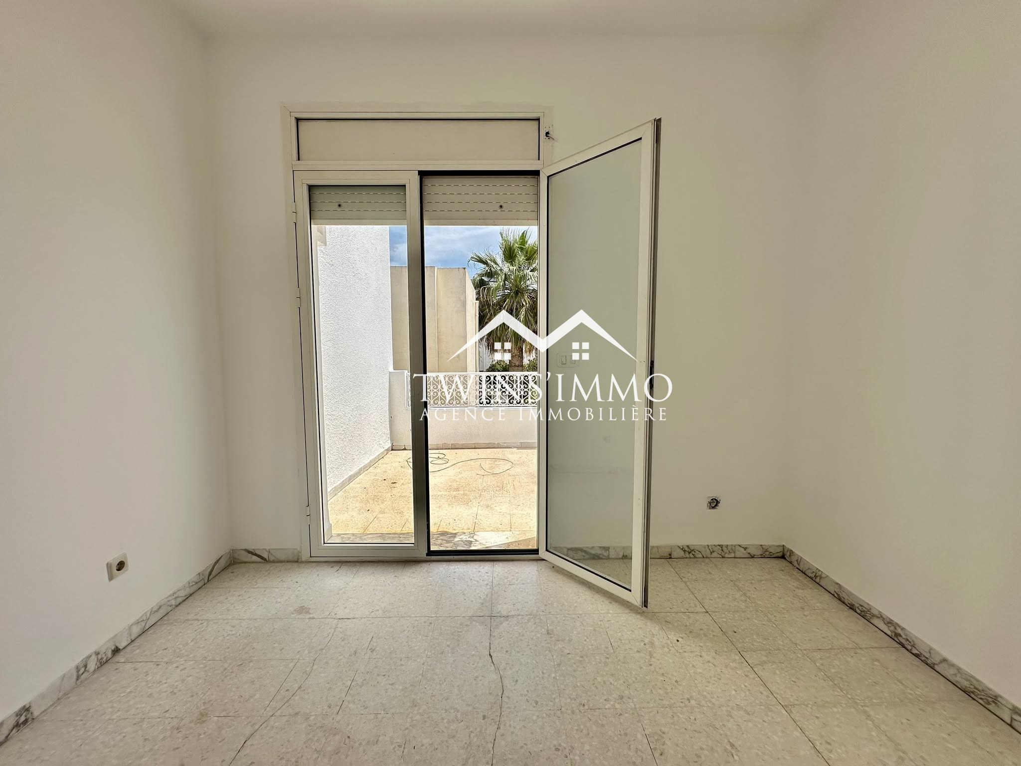 La Marsa Cite El Khalil Location Duplex Villa jumele en s4 avec jardin  la marsa