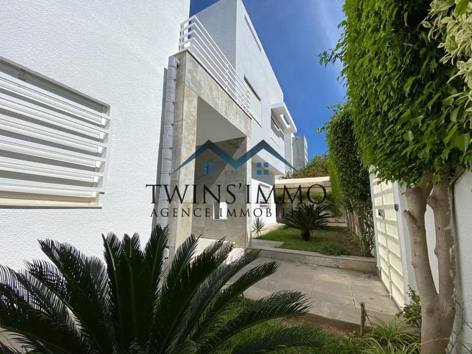 La Marsa Cite El Khalil Location Maisons Villa s5 avec jardin  la marsa