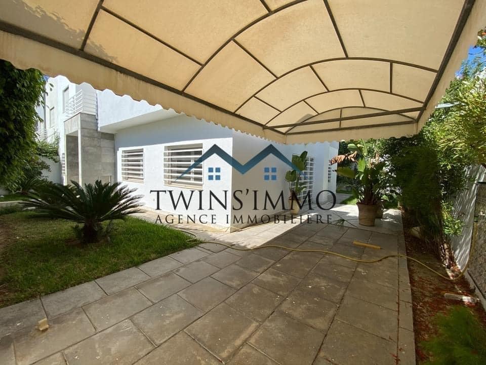 La Marsa Cite El Khalil Location Maisons Villa s5 avec jardin  la marsa