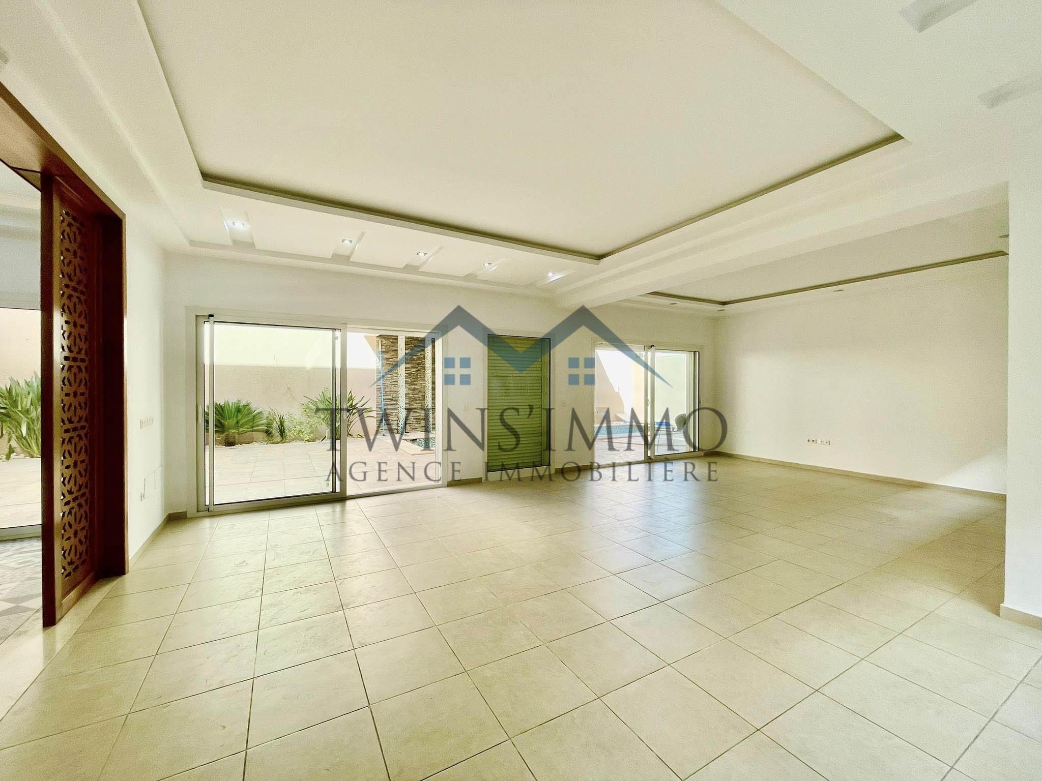 La Soukra La Soukra Location Maisons Villa s4 avec piscine  la soukra