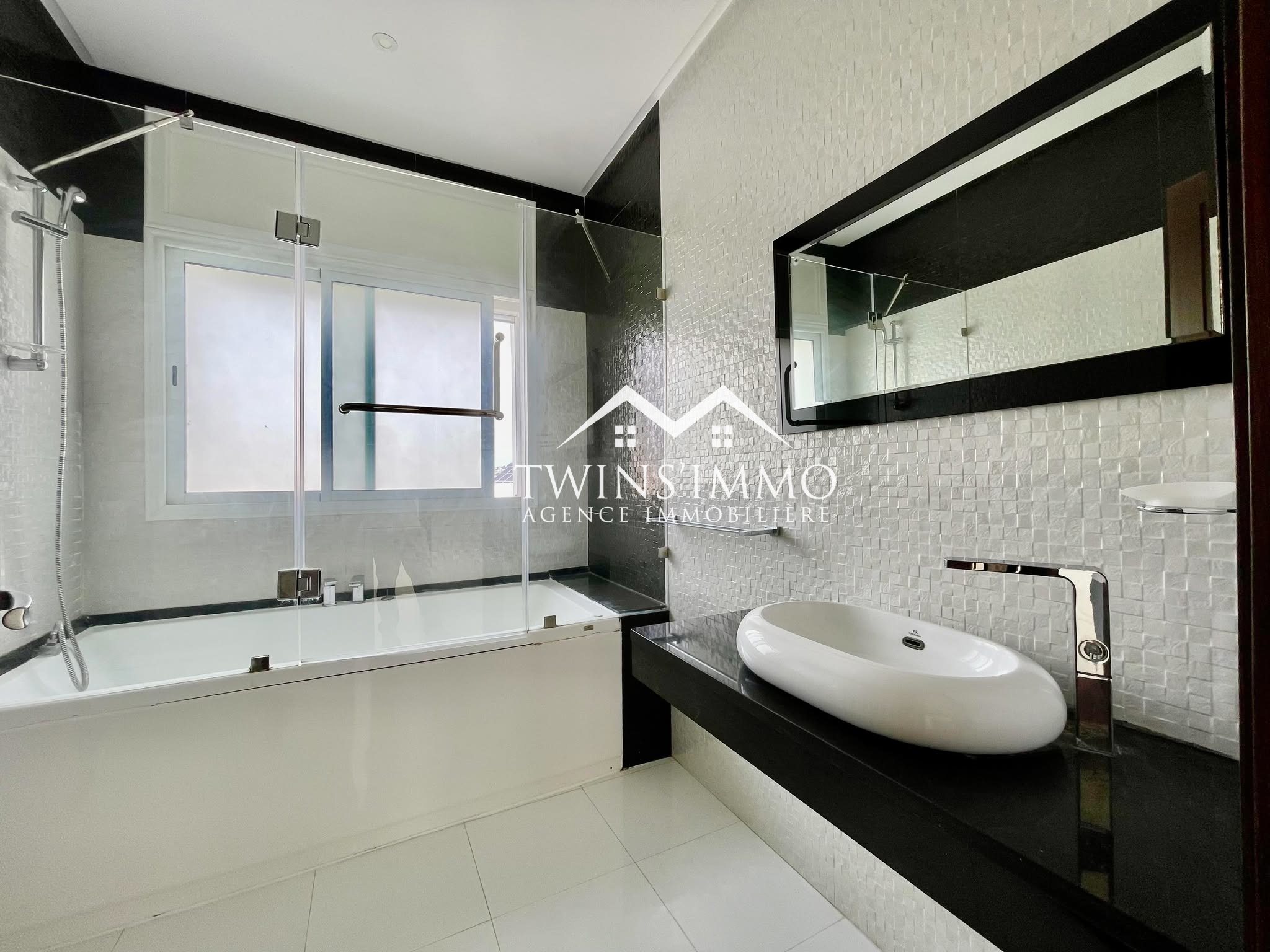 La Marsa Marsa Ennassim Location Maisons Superbe villa en s4  la marsa