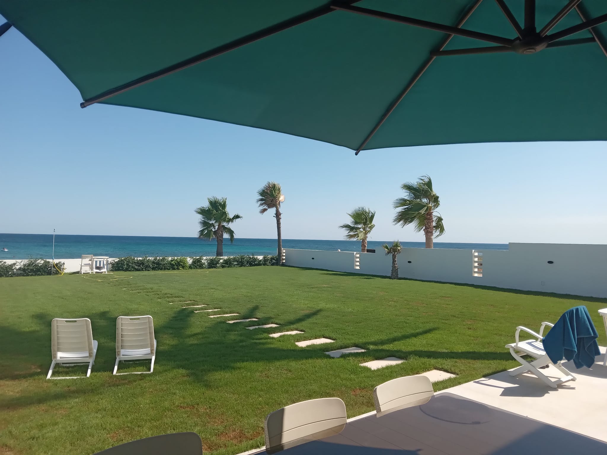 Beni Khiar El Maamoura Location vacances Maisons Maamoura loue villa meuble pieds dans l'eau