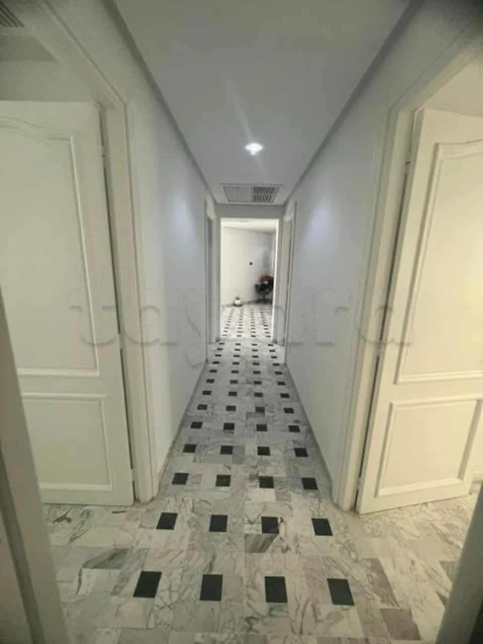 Bab Bhar Montplaisir Bureaux & Commerces Bureau 4 espaces de travail  montplaisir