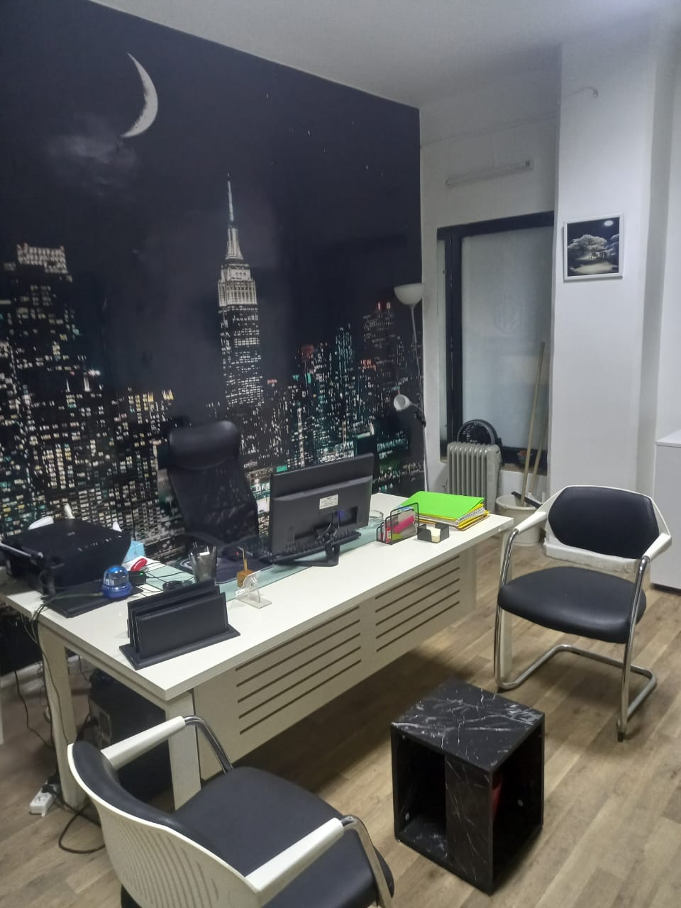 Bab Bhar Habib Thameur Location Surfaces Bureau centre galaxy lafayette