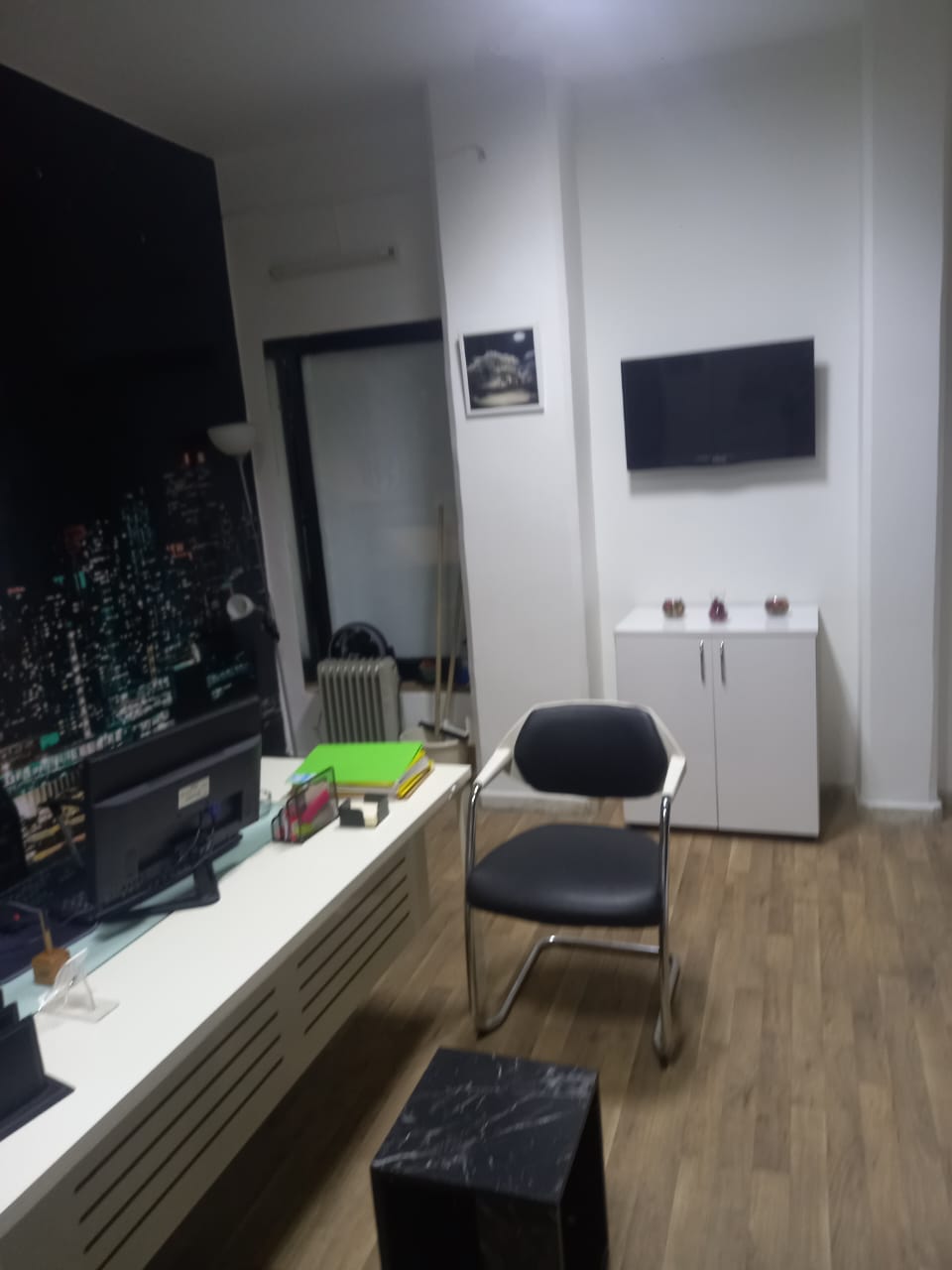 Bab Bhar Habib Thameur Location Surfaces Bureau centre galaxy lafayette