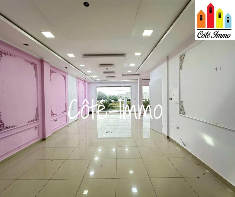 Ezzahra Ezzahra Location Surfaces Local commercial
