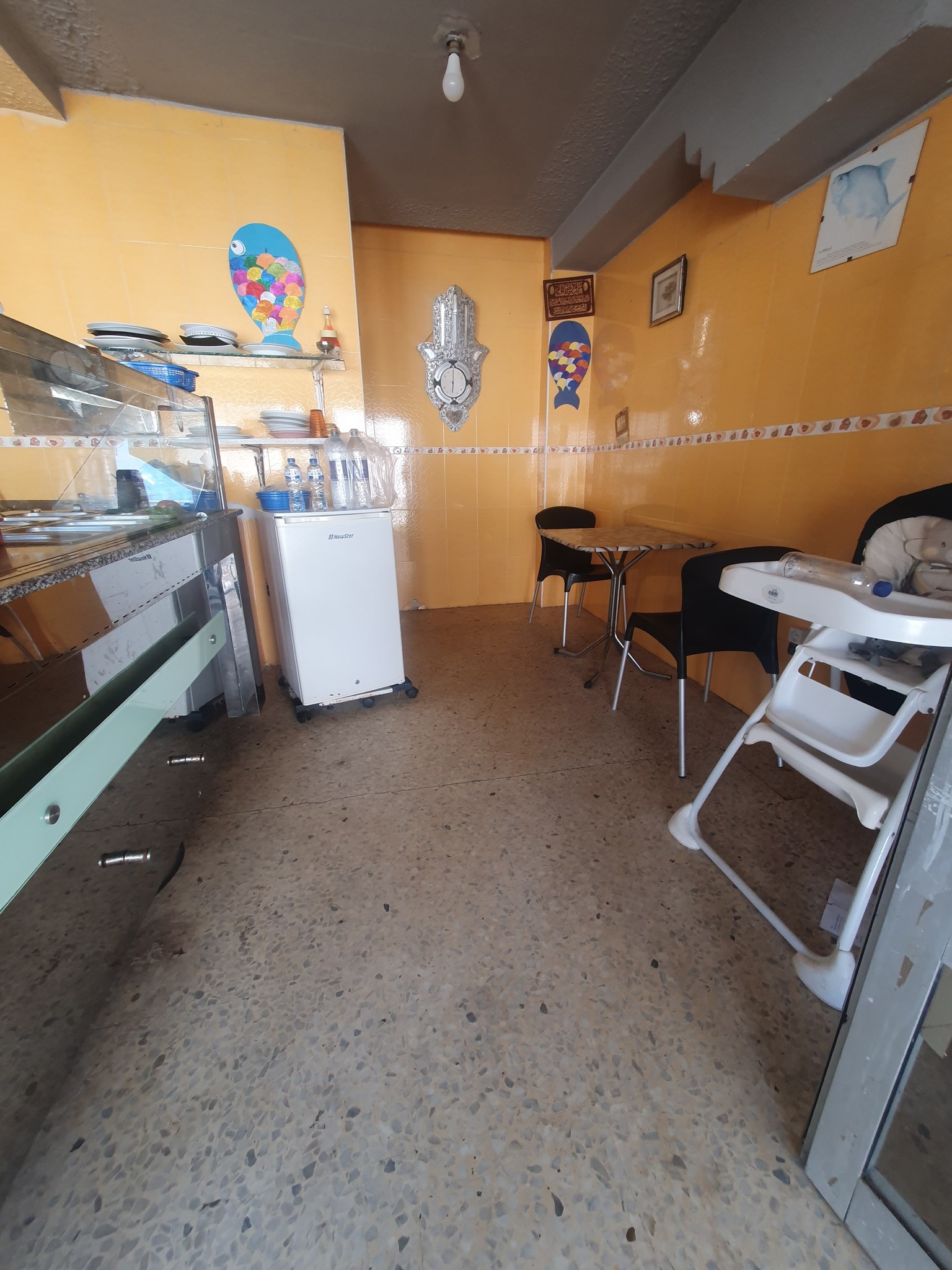 El Menzah El Manar 2 Location Surfaces Restaurant a manar 2