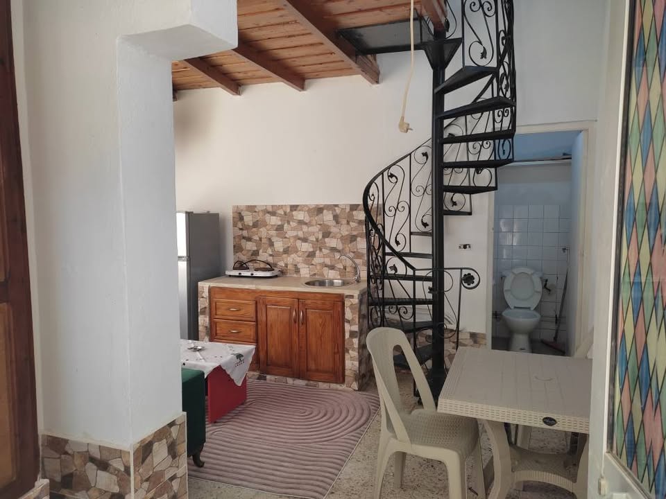 El Menzah El Manar 1 Location Appart. 1 pice Appart s0 meubl situ  manar 1