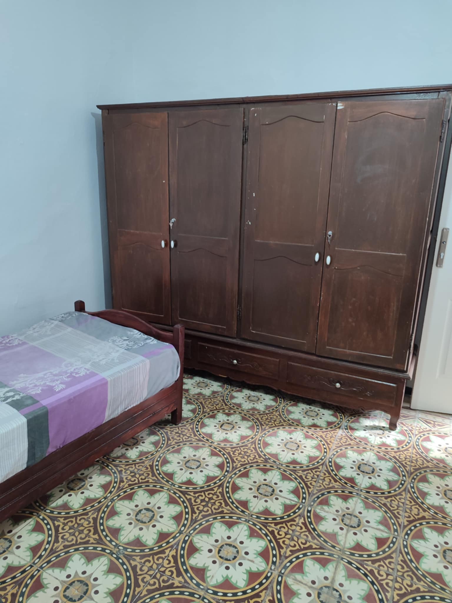Bab Souika Bab El Khadra Location Appart. 2 pices Studio 2 pieces  bab el khadra