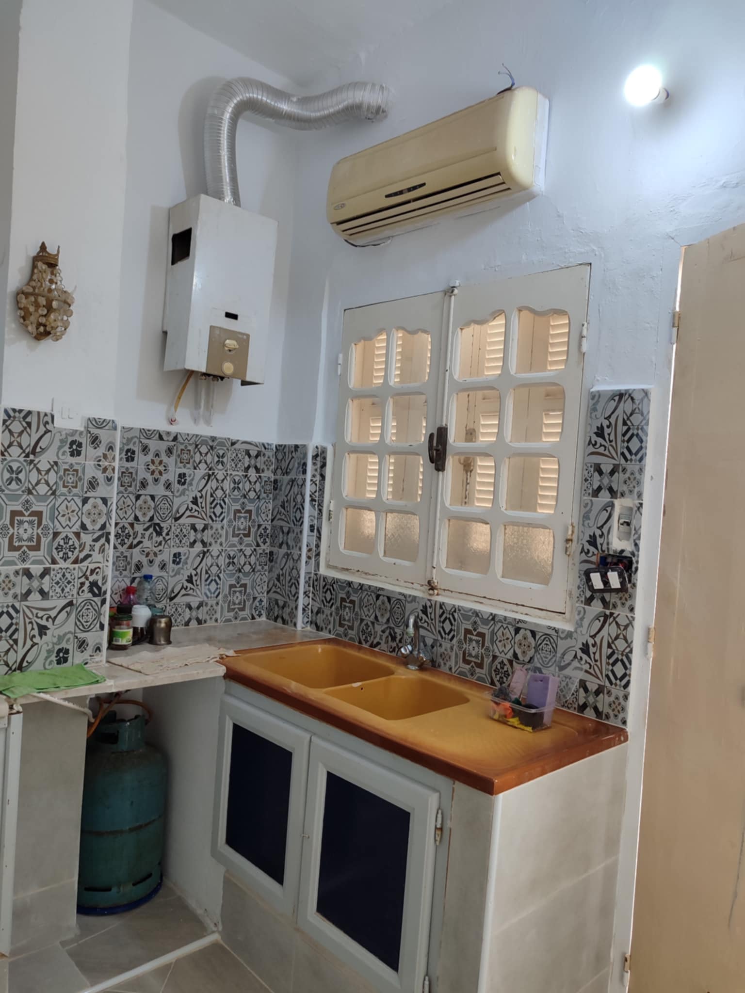 Bab Souika Bab El Khadra Location Appart. 2 pices Studio 2 pieces  bab el khadra