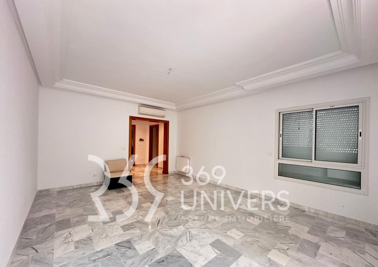 Ain Zaghouan Jardins de Carthage Location Appart. 3 pices Appartement avec piscine aux jdc ref ra142
