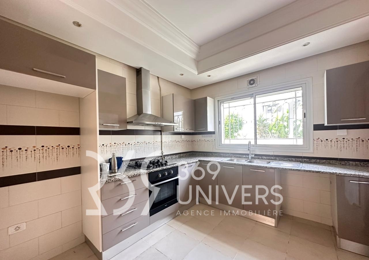 Ain Zaghouan Jardins de Carthage Location Appart. 3 pices Appartement avec piscine aux jdc ref ra142