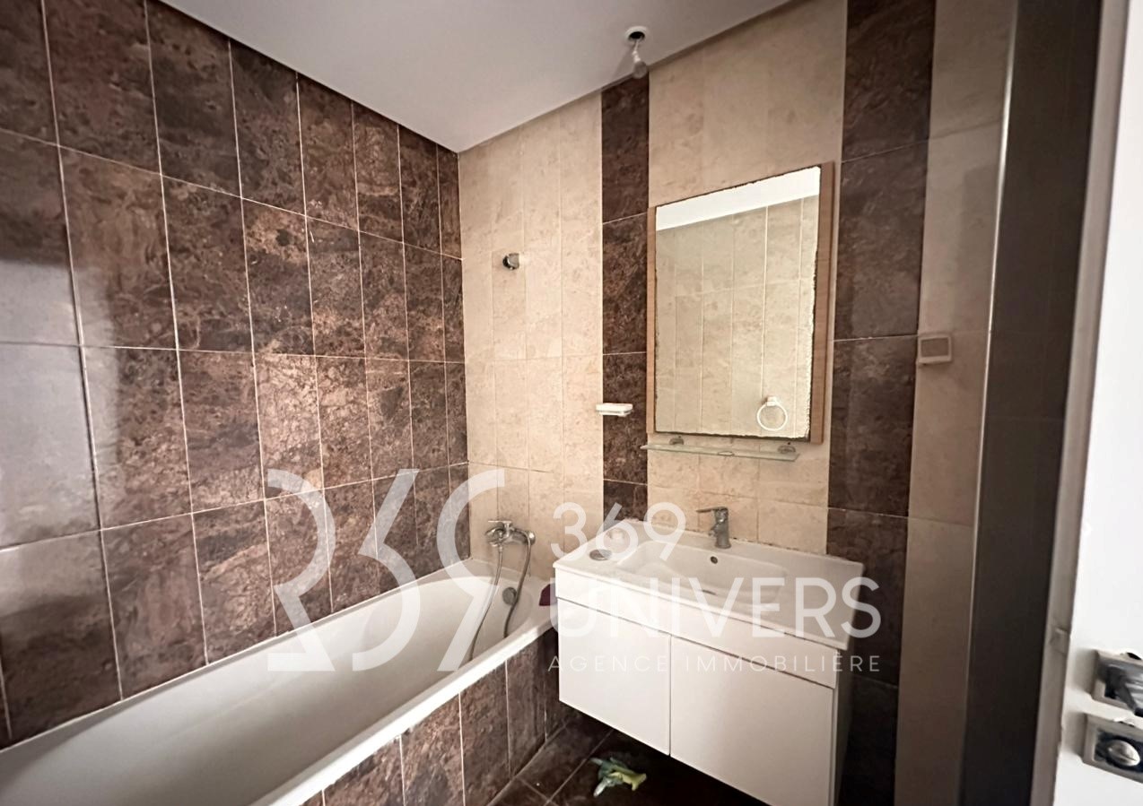 Ain Zaghouan Jardins de Carthage Location Appart. 2 pices Appartement avec balcon aux jdc ref ra143