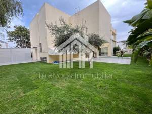 El Kram Jardins de Carthage Location Maisons Villa s4 aux les jardin de carthage ref355a